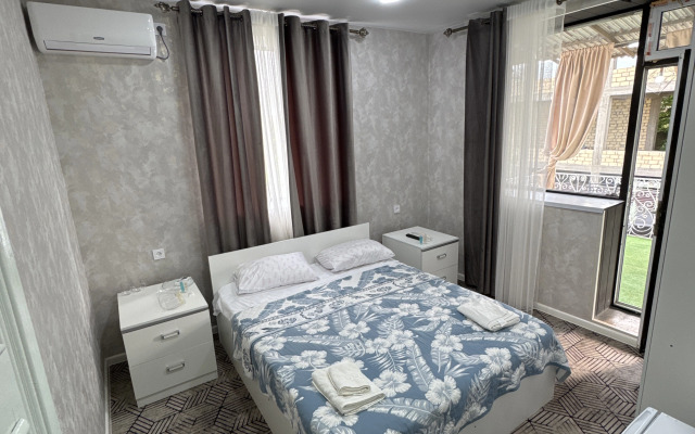 Gostevoy Dom Royal Home (royal Khoum)