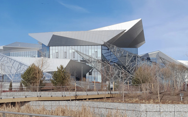 Апартаменты у озера Кабан и нового театра Камала