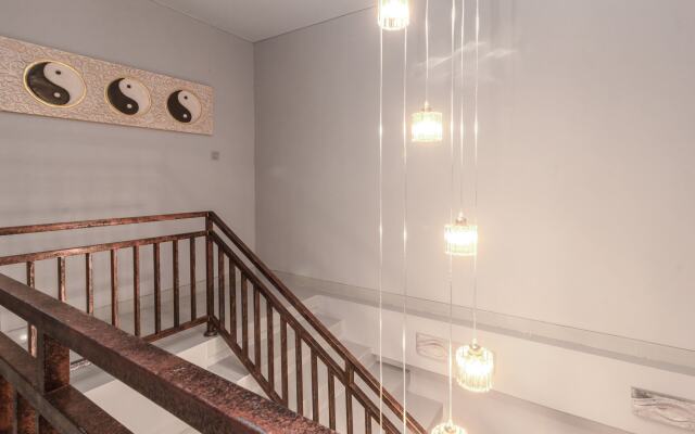 Blue Swing Villa