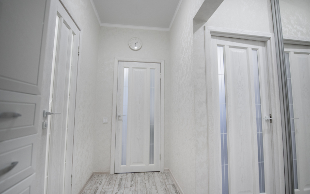 Апартаменты Smile Apartments с Балконом в Новом Доме