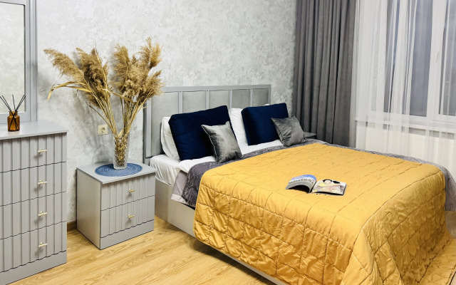 Dvukhkomnatny Lyuks V Tsentre Flat