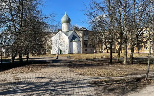 Na Ulitse Desyatinnaya 10 Apartments