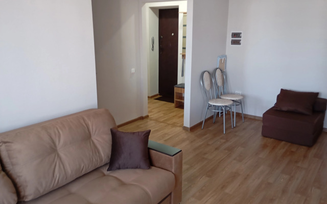 Apartamenty na Pervomayskoy 150 Flat