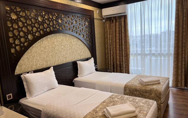 Orient Star Varahsha Hotel