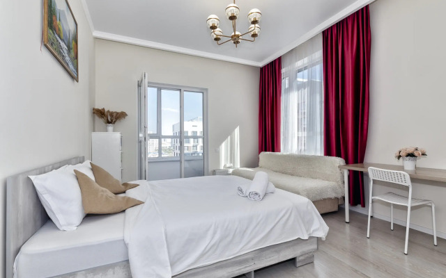 Trekhkomnatnye S Vidom Na Expo Shar Apartments