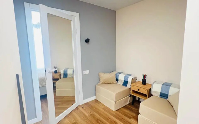 2kh-Urovnevaya 2kh-Komnatnaya 13 Kv Apartments