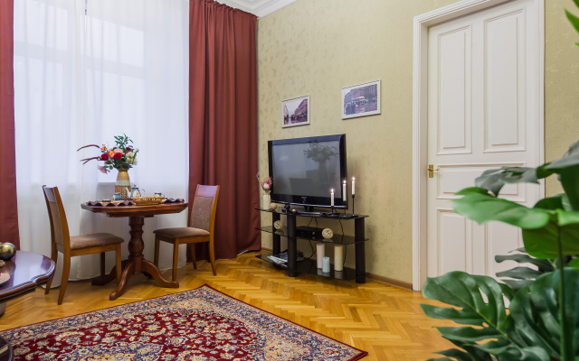 Gorod-M Na Novom Arbate Apartments