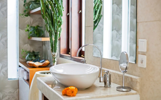 Вилла Kubu Luxury Seminyak Private Mansion