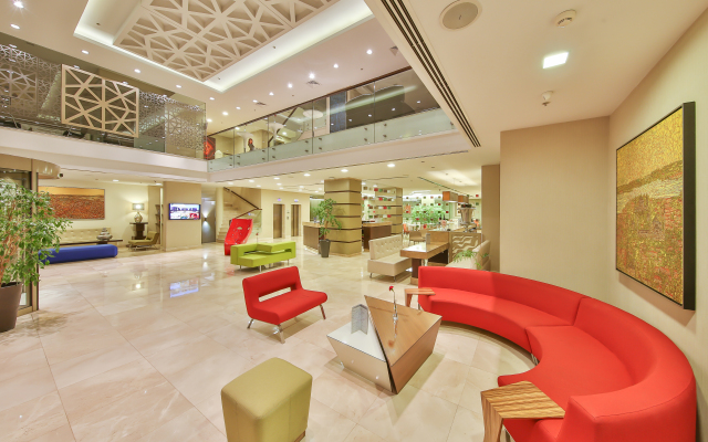 Отель Ramada By Wyndham Istanbul Taksim