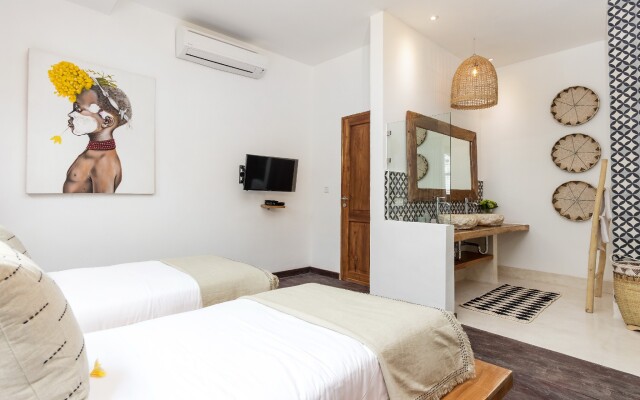 Villa Metisse by Villa Finder