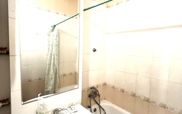 Na Ulitse Rozy Lyuksemburg 49 Flat