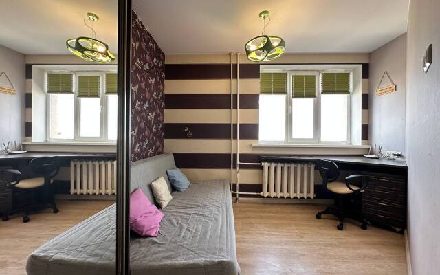 Dvukhkomnatnaya Karla Marksa 32 Flat