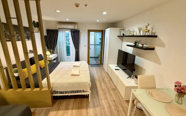 V Komplekse The View Suanluang Flat