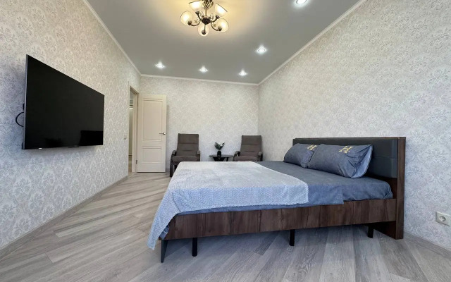 Квартира Шикарная двухкомнатная с лоджией