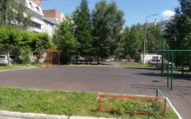 Квартира Семейный Люкс 139 кв. м напротив Отеля Hilton