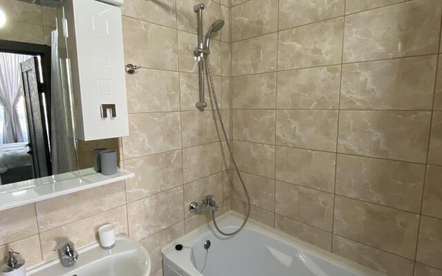 Sia Side Apartments