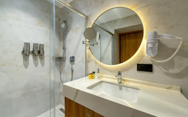 Best Western Premier Istanbul Airport Hidden Hills Hotel