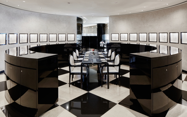 Armani Hotel Dubai, Burj Khalifa