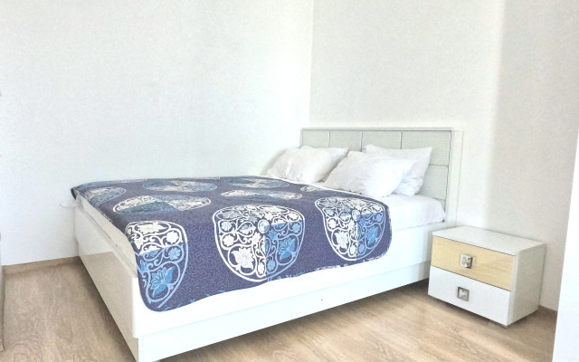 Na Ulitse Parusnaya 17 Flat