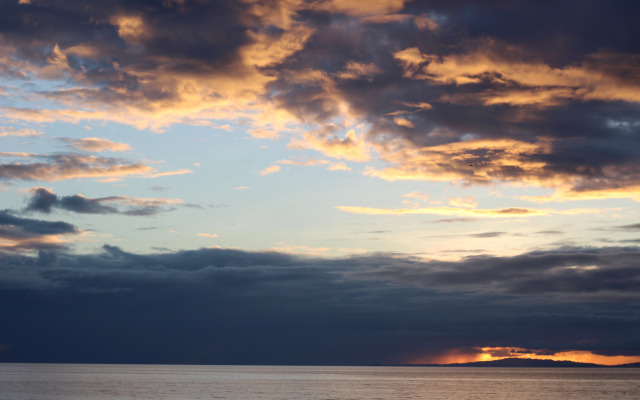 Бунгало Bamboo village on the beach