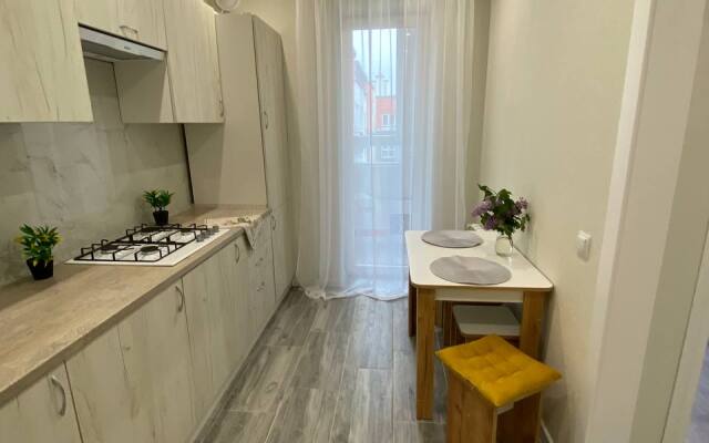 Na Kommunisticheskoy Apartments