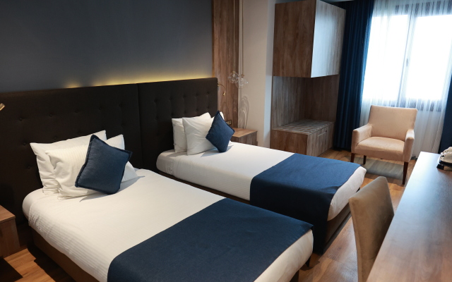 Nova Plaza Crystal Hotel & Spa