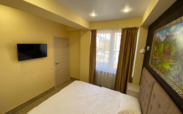 Апартаменты Каньон 3 двухкомнатные с балконом