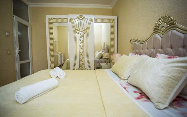 Batumi street-Kobaladze N8 Apartments