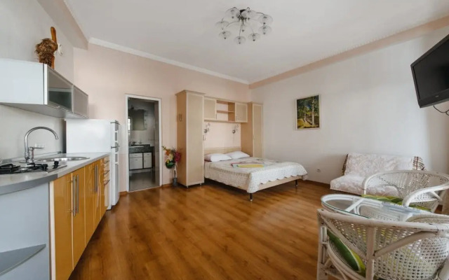 Standartnye Dvukhmestnye S Balkonom 1/1 Apartment