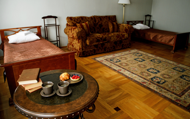 MarLen Guest House