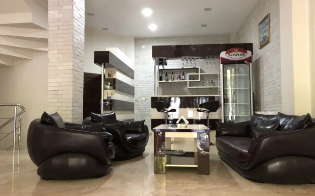 Elite Hotel