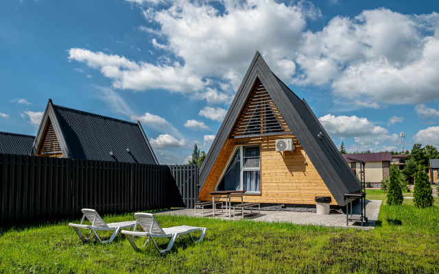 Kompleks dlja otdyha Atlant Village Recreation camp