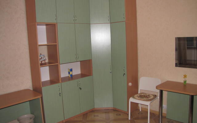 Апартаменты Квартирка на Донской Калининград (район Амалиенау)