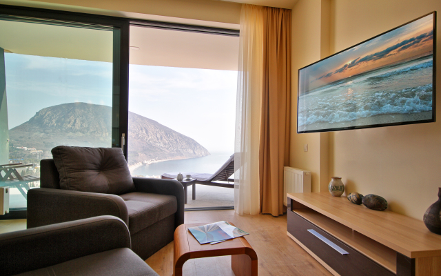 Apartments Gurzuf Riviera SPA and Residences, Riviera building