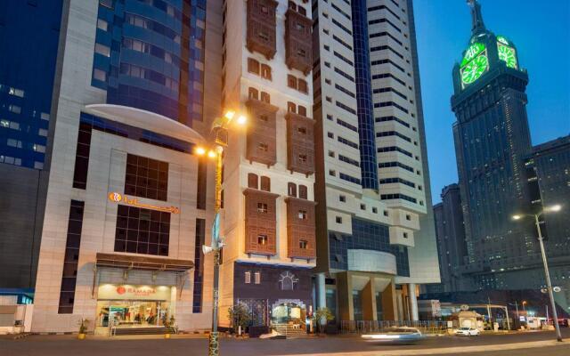 Отель Ramada Dar Al Fayzeen Makkah