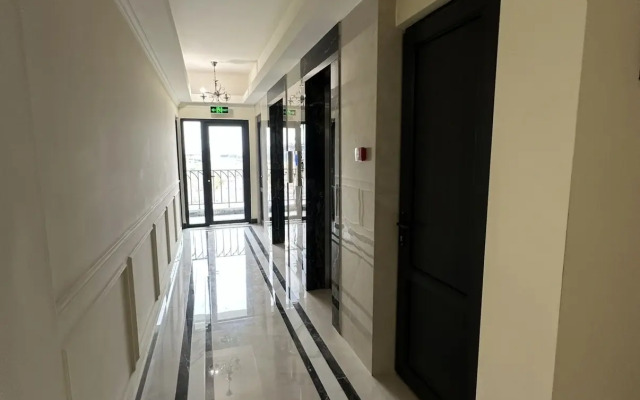 Квартира White 47