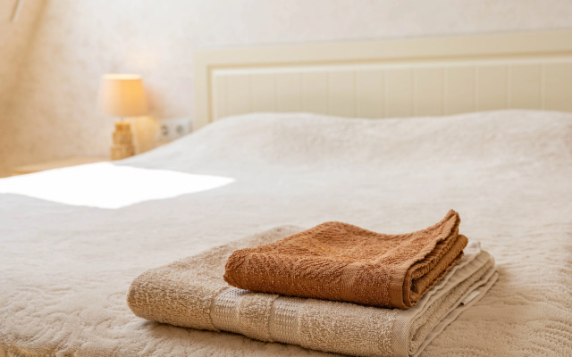 Апартаменты Современная студия возле озера