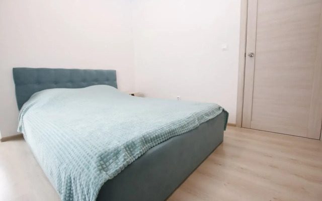 Chapaeva 79 Flat