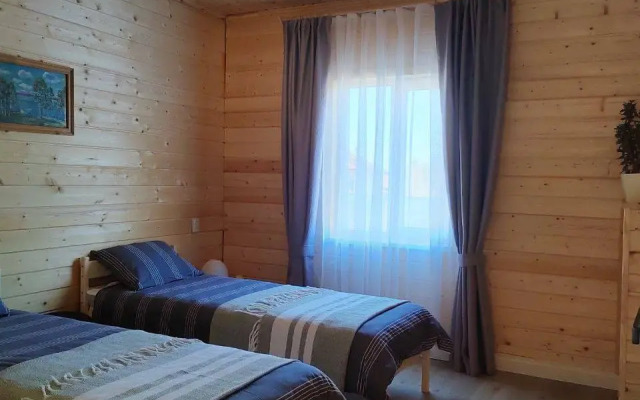 Частный дом Дом на горе с камином и сауной