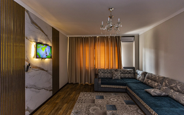 Dvukhspalny Gorodskoy Oazis v Tsentre Goroda Flat
