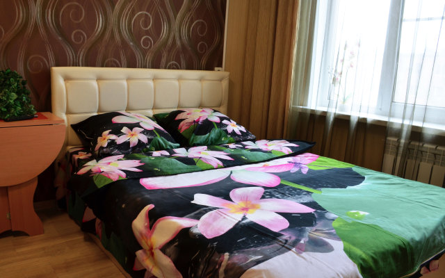 ApartLux Karbyisheva V Volzhskom Apartments