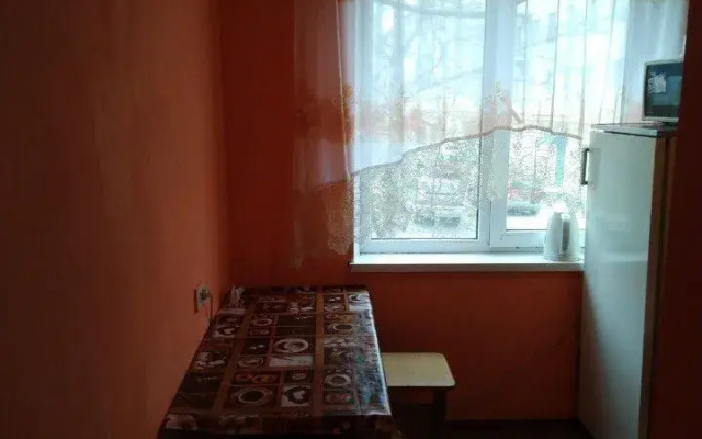 Na Prospekte Gagarina, 8-Ya Liniya, 7 Flat
