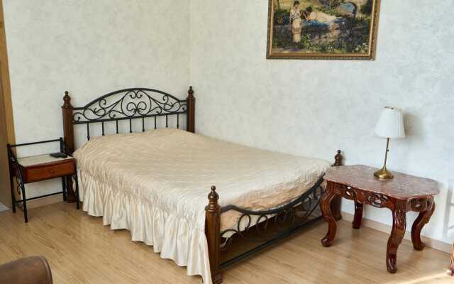 V Samom Serdce  Sevastopolya Flat