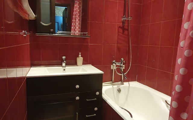 V Dmitrovskom rayone Moskvy Uyutnyy Dom Flat