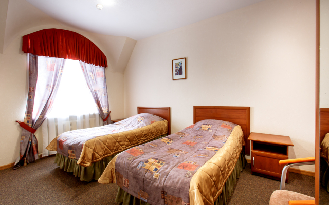 Evrika Hotel