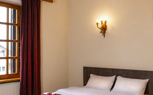 Vedzisi Garden Hotel