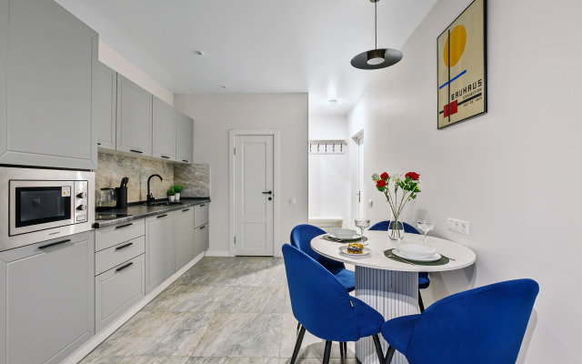 Maxrealty24 V Zhk Triniti Apartment