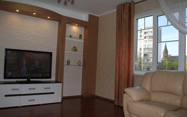 Ryadom S Rybnoy Derevney Apartments
