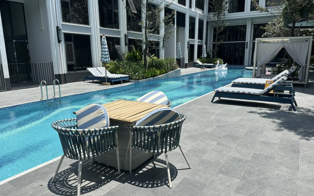 Belavyyu Lagun Apartments