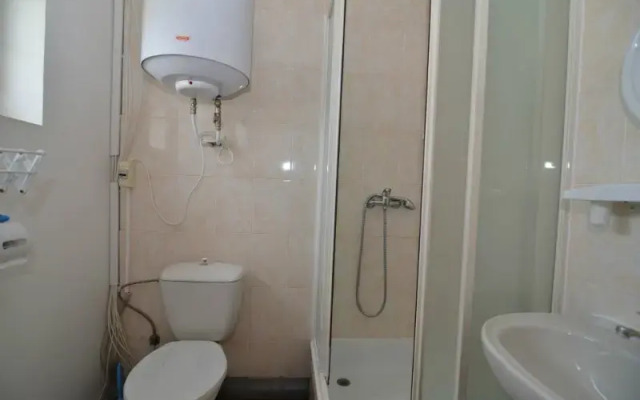 Uyut Guest house
